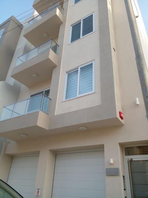 Coral Reef Apartments St. Paul's Bay Exterior foto